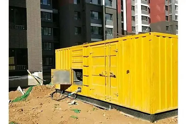 西峰发电机租赁中燃油压力过低会对发动机的哪些部件造成损坏？
