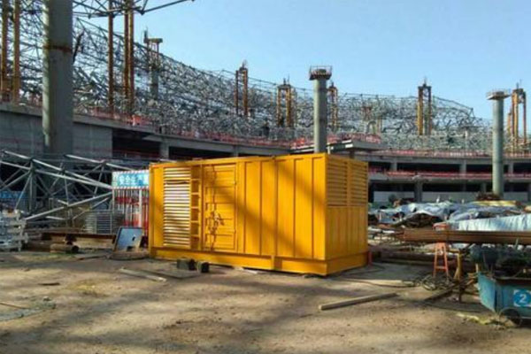西峰发电机出租如何判断空气滤清器是否需要更换？
